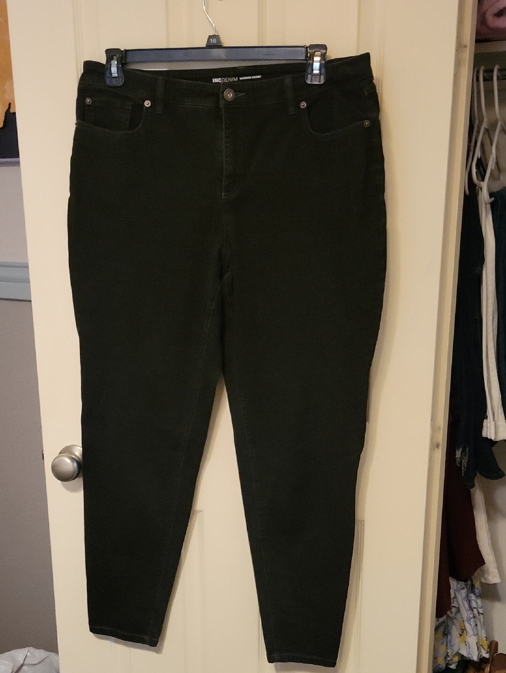 INC International Concepts Black Skinny Jeans